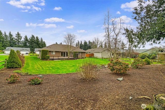 6849 Raspberry Drive, Everson, WA 98247