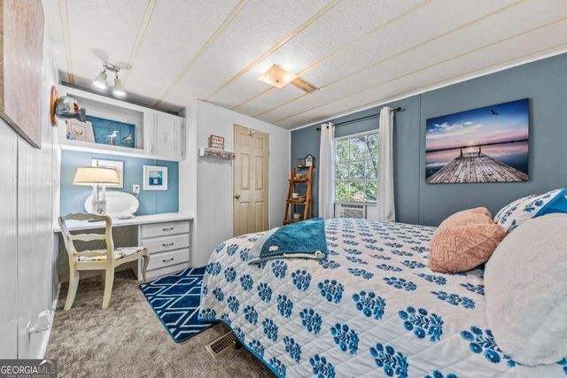 111 Little Riverview Road, Eatonton, GA 31024