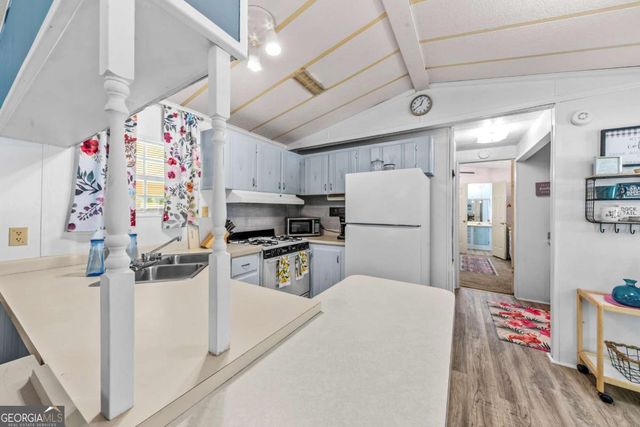 111 Little Riverview Road, Eatonton, GA 31024