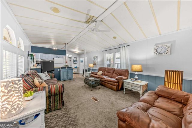 111 Little Riverview Road, Eatonton, GA 31024