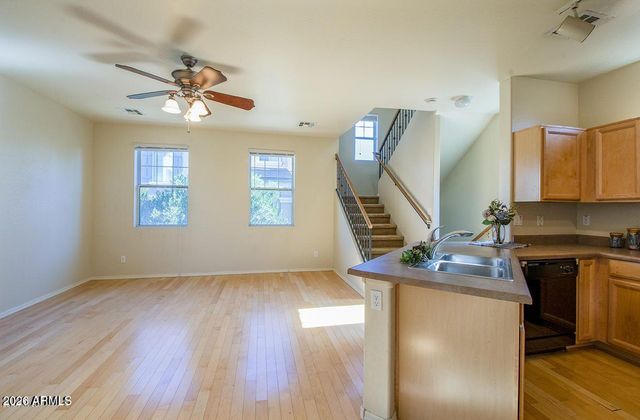 947 W WENDY Way, Gilbert, AZ 85233