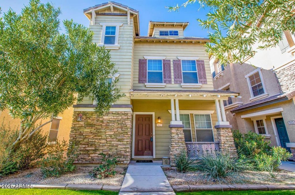 947 W WENDY Way, Gilbert, AZ 85233