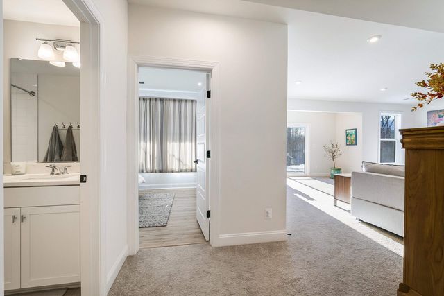 779 ARBOLEDA DR, Crozet, VA 22932