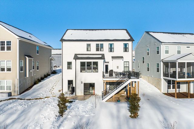 779 ARBOLEDA DR, Crozet, VA 22932