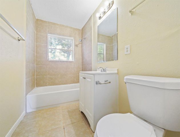 2509 Lancaster Lane, Pasadena, TX 77506