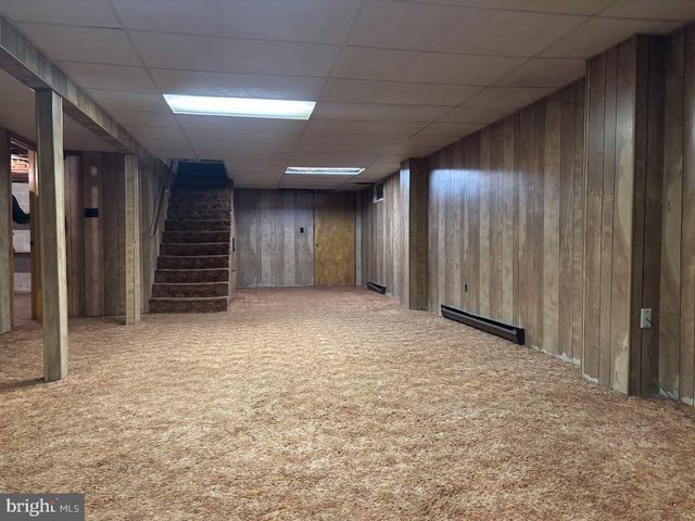 927 E HIGH ST, Bellefonte, PA 16823