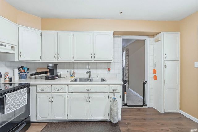 2212 Dale Drive, Fort Wayne, IN 46819