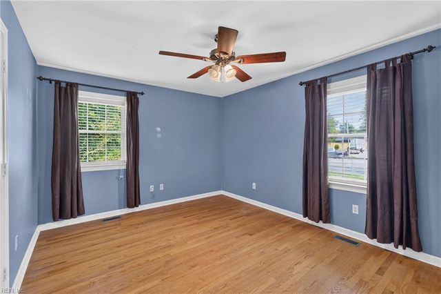 5504 Buckhorne CT, Suffolk, VA 23435