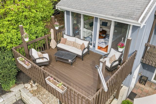 40 Mountain Lakes Trl, Groton, MA 01450