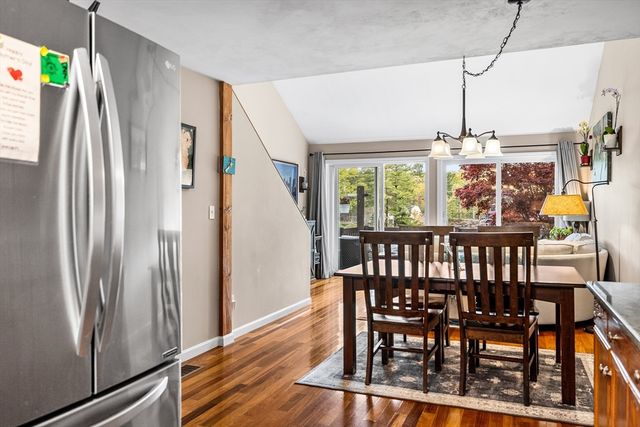 40 Mountain Lakes Trl, Groton, MA 01450