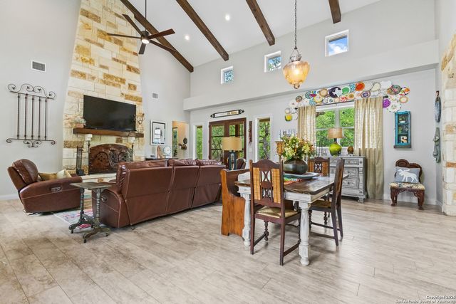 2467 Palomino Springs, Bandera, TX 78003