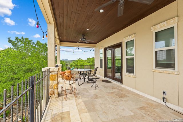 2467 Palomino Springs, Bandera, TX 78003