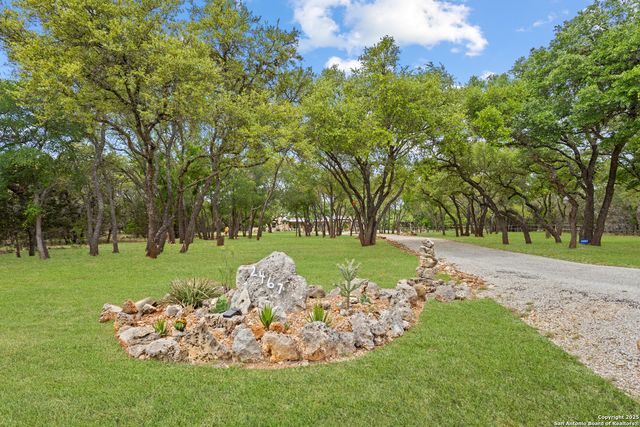 2467 Palomino Springs, Bandera, TX 78003