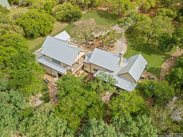 2467 Palomino Springs, Bandera, TX 78003