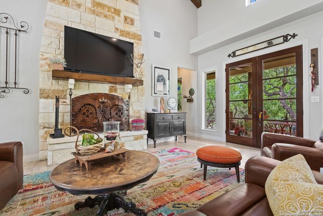 2467 Palomino Springs, Bandera, TX 78003