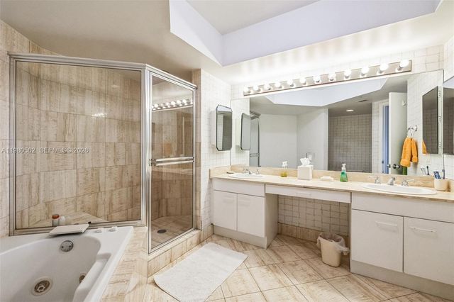 21205 Yacht Club Drive 1802, Aventura, FL 33180