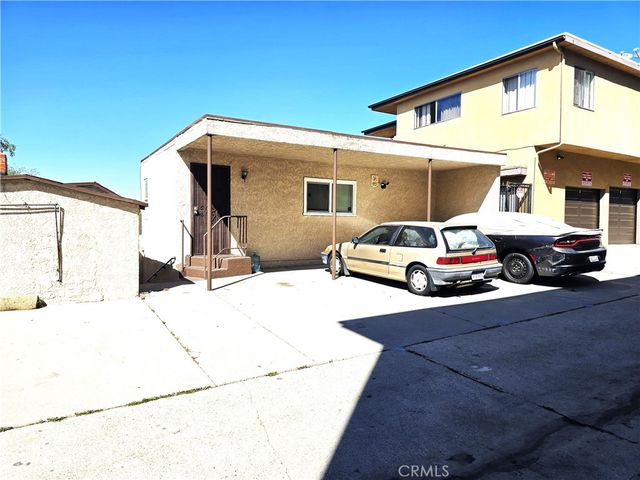 1830 Stanley Avenue, Signal Hill, CA 90755