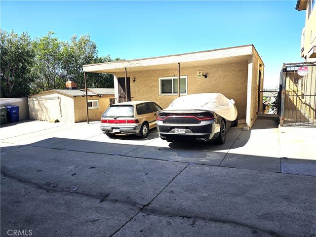 1830 Stanley Avenue, Signal Hill, CA 90755