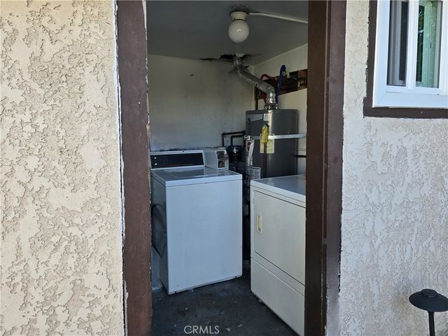 1830 Stanley Avenue, Signal Hill, CA 90755