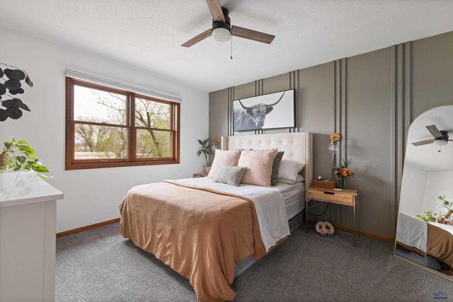 6451 LONG VIEW RD, Rapid City, SD 57703