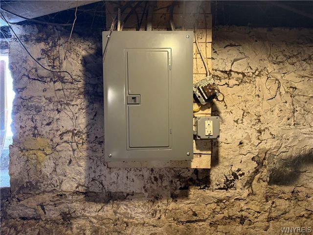 32 Wyandotte Avenue, Buffalo, NY 14207