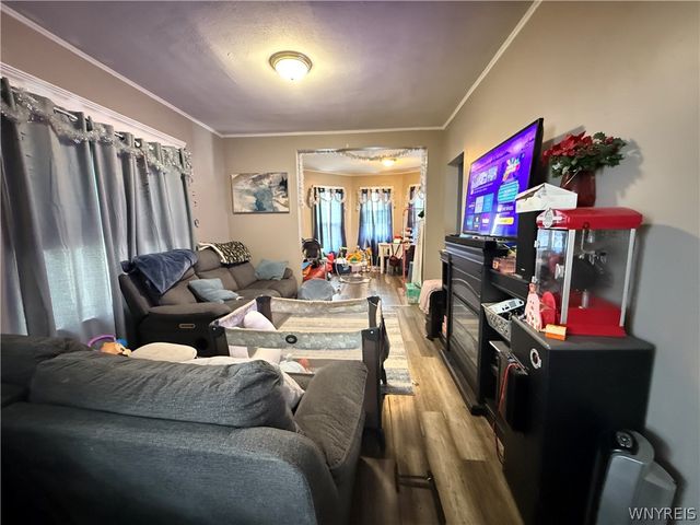 32 Wyandotte Avenue, Buffalo, NY 14207