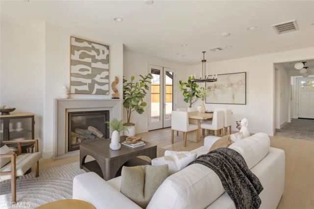 177 E Palm Street, Altadena, CA 91001