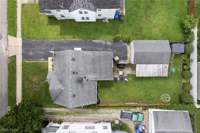 1556 Campbell Street, Cuyahoga Falls, OH 44223