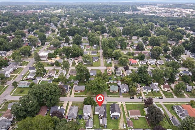 1556 Campbell Street, Cuyahoga Falls, OH 44223