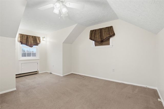 702 Hemlock Dr, Aliquippa, PA 15001