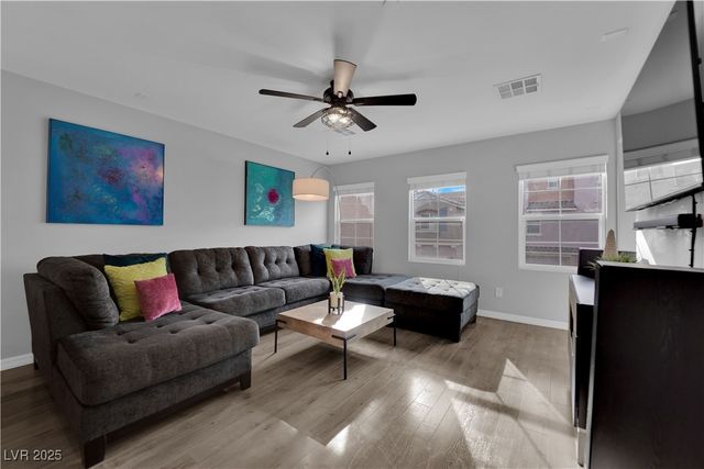 9956 Sable Point Street, Las Vegas, NV 89178