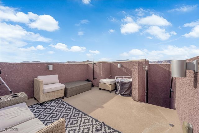 9956 Sable Point Street, Las Vegas, NV 89178