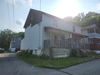 54 Elm St, Natrona Hts/harrison Twp., PA 15065
