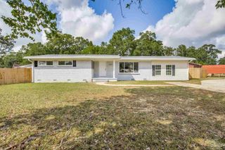 6357 Shady Ln, Milton, FL 32570
