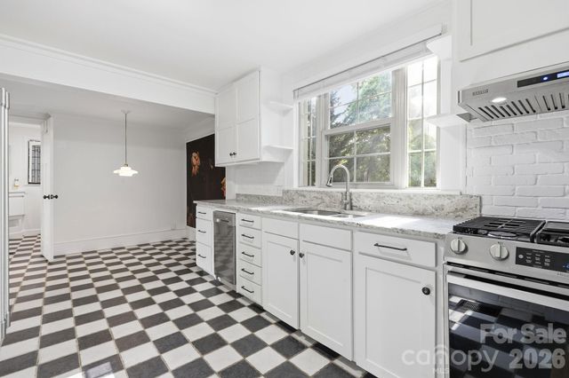 150 Pacolet Street, Tryon, NC 28782