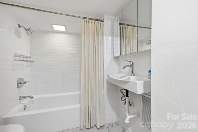 150 Pacolet Street, Tryon, NC 28782