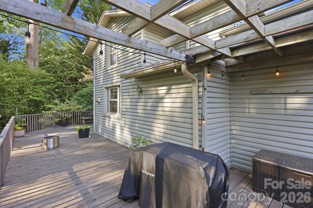 150 Pacolet Street, Tryon, NC 28782