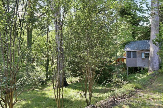 150 Pacolet Street, Tryon, NC 28782