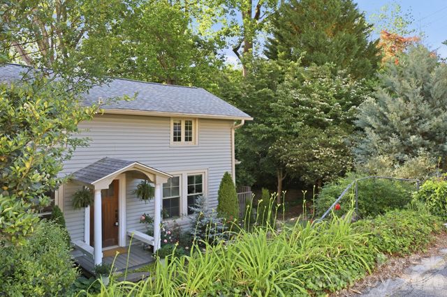 150 Pacolet Street, Tryon, NC 28782