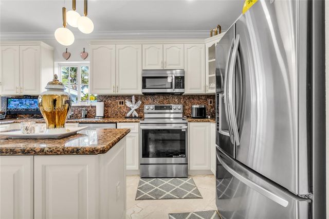 2776 SW 143rd Place, Miami, FL 33175