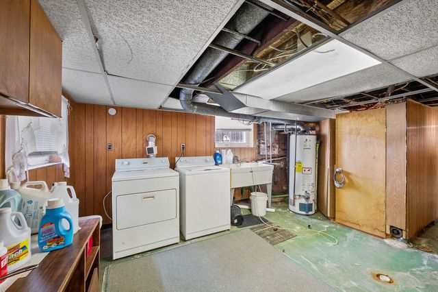 10657 S Avenue G, Chicago, IL 60617