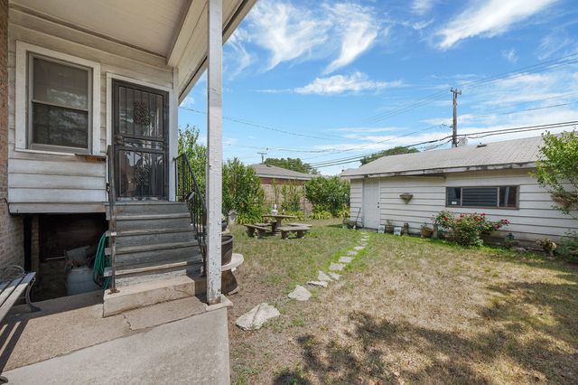 10657 S Avenue G, Chicago, IL 60617