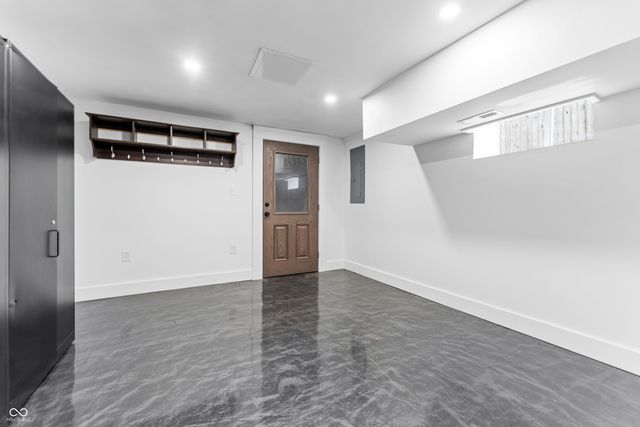 3118 E Fall Creek Parkway North Drive, Indianapolis, IN 46205
