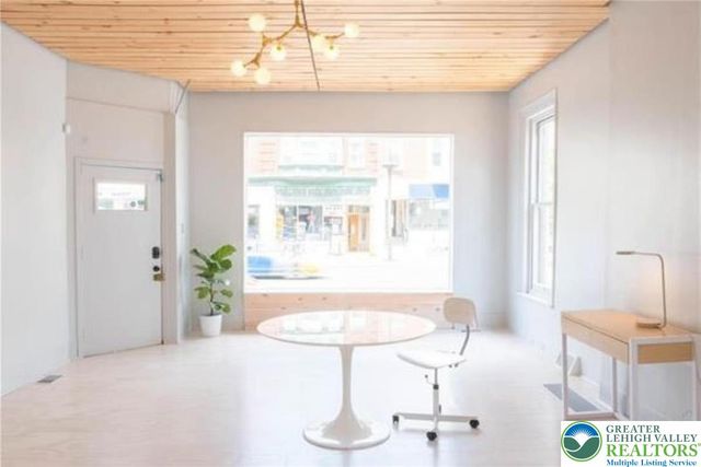 1122 West Hamilton Street Bldg, Allentown City, PA 18101