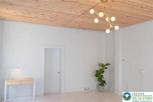 1122 West Hamilton Street Bldg, Allentown City, PA 18101