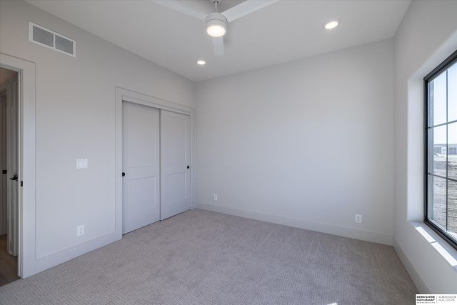 418 Karloff Circle, Yutan, NE 68073