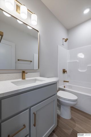 418 Karloff Circle, Yutan, NE 68073