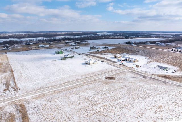 418 Karloff Circle, Yutan, NE 68073