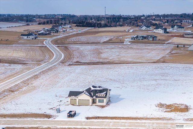 418 Karloff Circle, Yutan, NE 68073