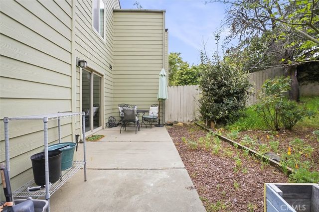 1390 Vista del Lago, San Luis Obispo, CA 93401